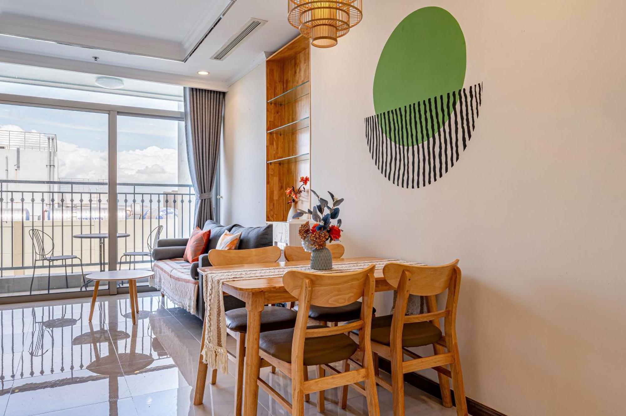 Vinhomes Romantic Apartamento